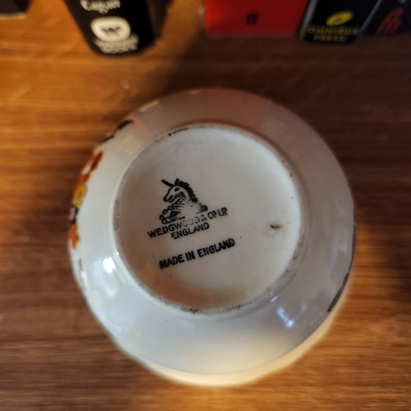 Wedgwood and Co. Ltd bird/tree motif cup - Picture 6 of 14